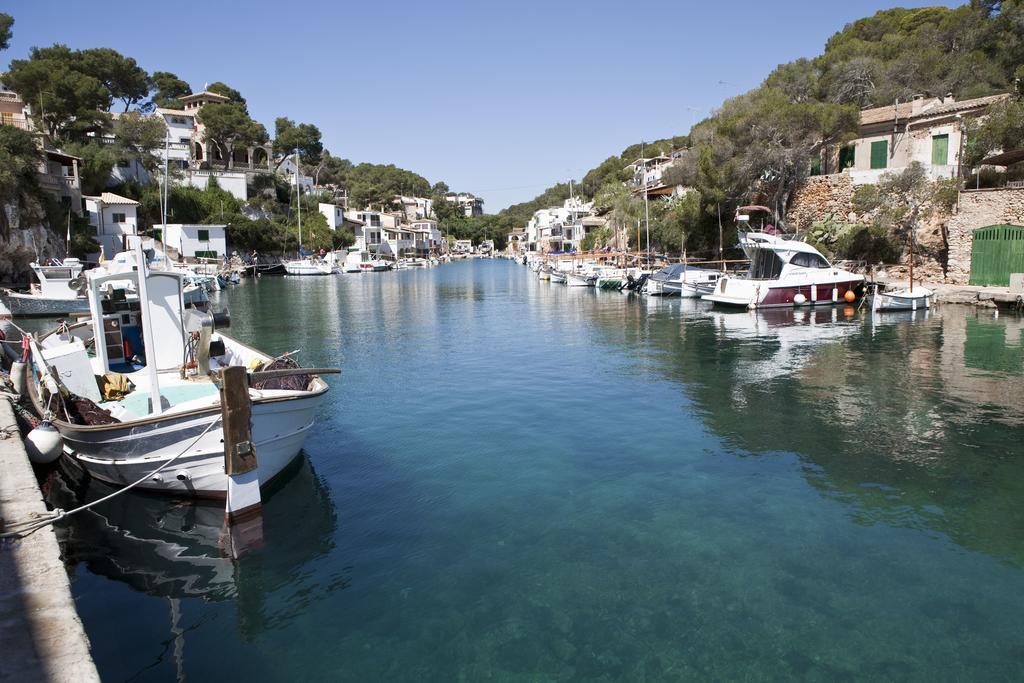 Apartamentos Llevant Cala Figuera  Luaran gambar