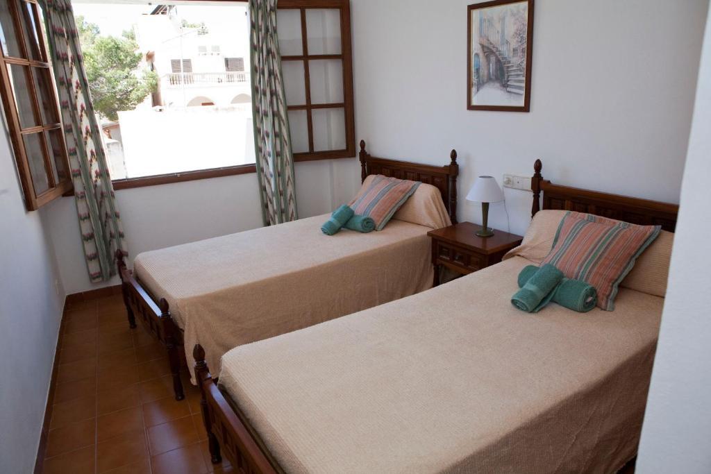 Apartamentos Llevant Cala Figuera  Bilik gambar